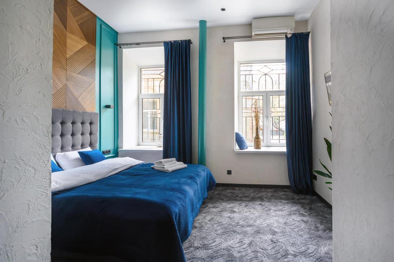 Hotel Buninn Odessa Buitenkant foto