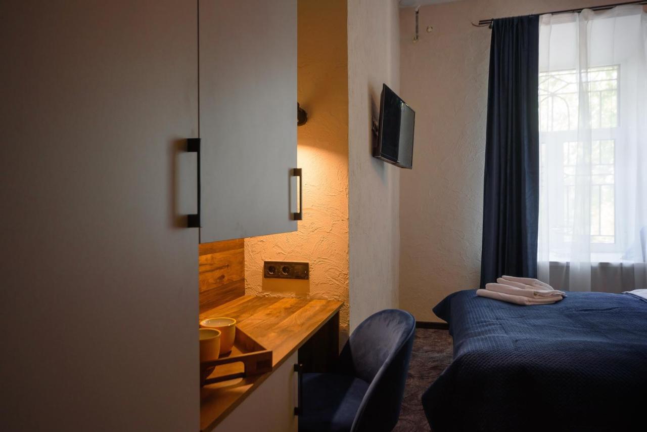 Hotel Buninn Odessa Buitenkant foto